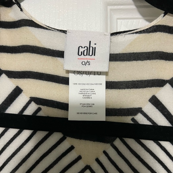 cabi Unwind Coverup - Picture 2 of 3